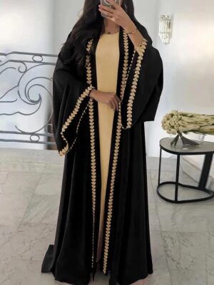 Muslimaat_Abaya