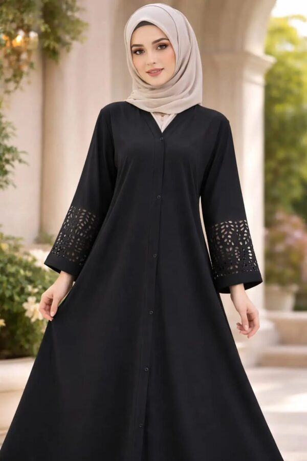 Muslimaat_Abaya