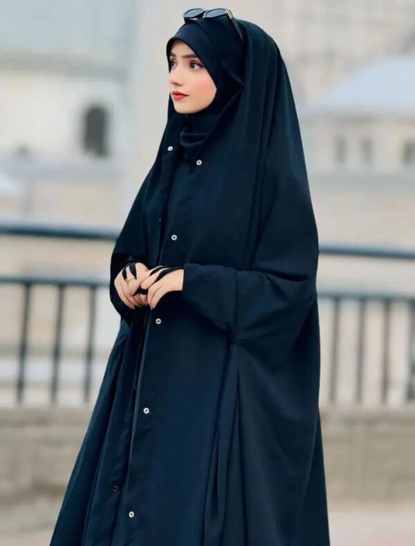 Muslimaat_Abaya