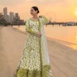 Women's 3Pc Stitched Printed Lawn Maxi Suits