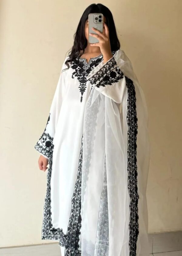 Women's 3Pc Stitched Organza Embroidered Stylish Suits