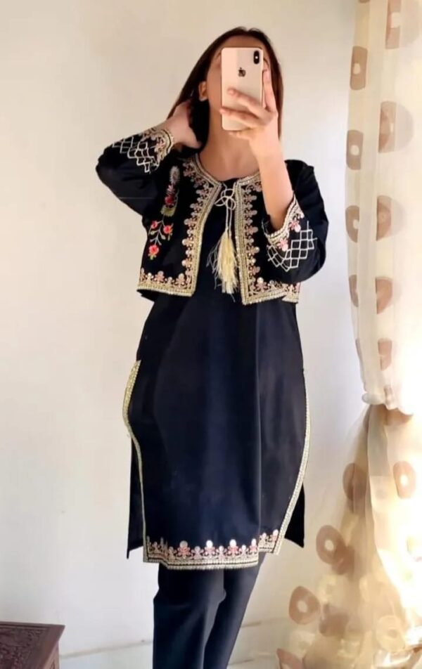 Women's 2Pc Stitched Lienee Sequins Embroidered Suits