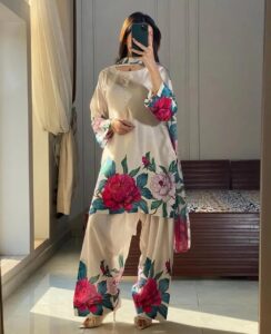 Women's 3Pc Unstitched Silk Digital Printed Stylish Suits