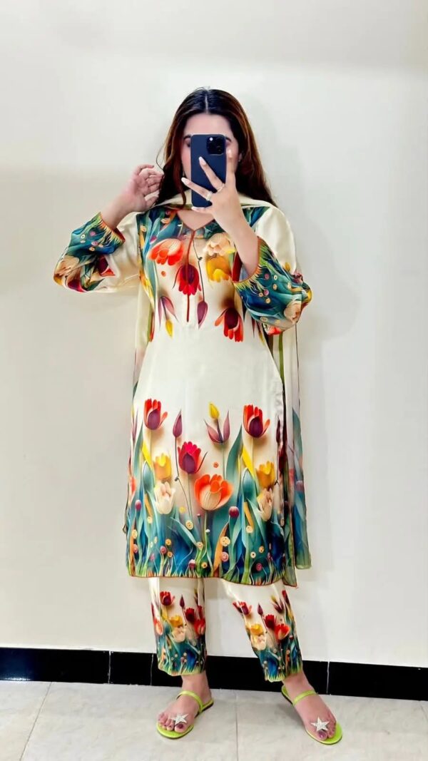 Women's 3Pc Stitched Lawn Printed Stylish Suits