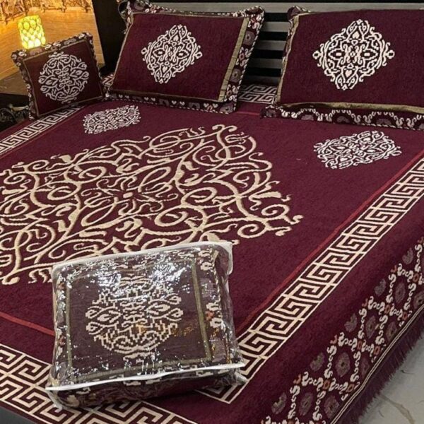 Double Bedsheet 4Pc Embroidered Velvet Jacquard Color Maroon